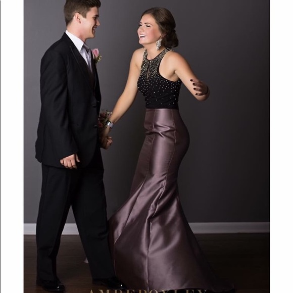 Prom Dress - Picture 4 of 4